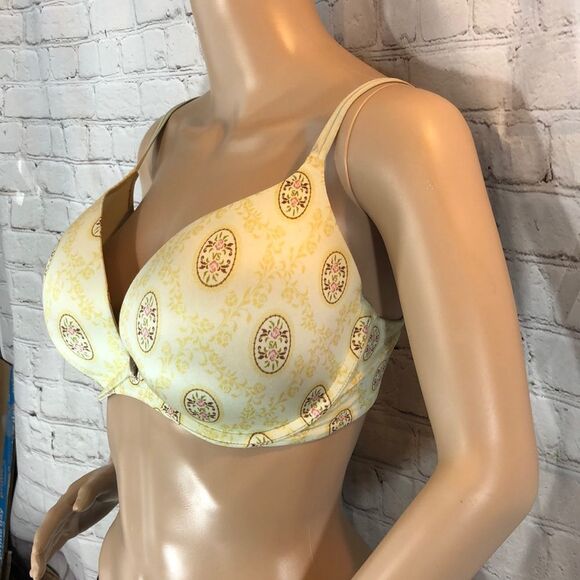 Victoria's Secret Heavily Padded Push Up Bra Cream Floral Print 34DD - Picture 2 of 13